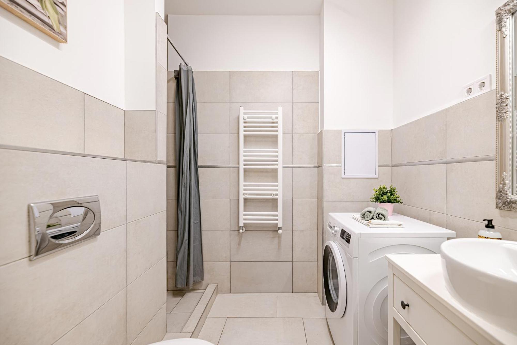 Danubegreen Bright Two Bedroom Apartment Near Margaret Island Budapest Exteriör bild